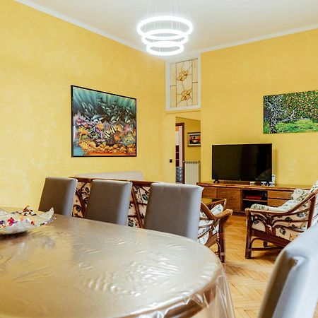 Luxe Apartment Near Milano, Rho Fiera E Mxp Busto Arsizio Ngoại thất bức ảnh