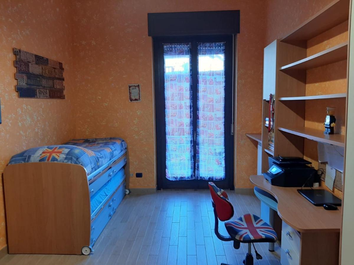 Luxe Apartment Near Milano, Rho Fiera E Mxp Busto Arsizio Ngoại thất bức ảnh
