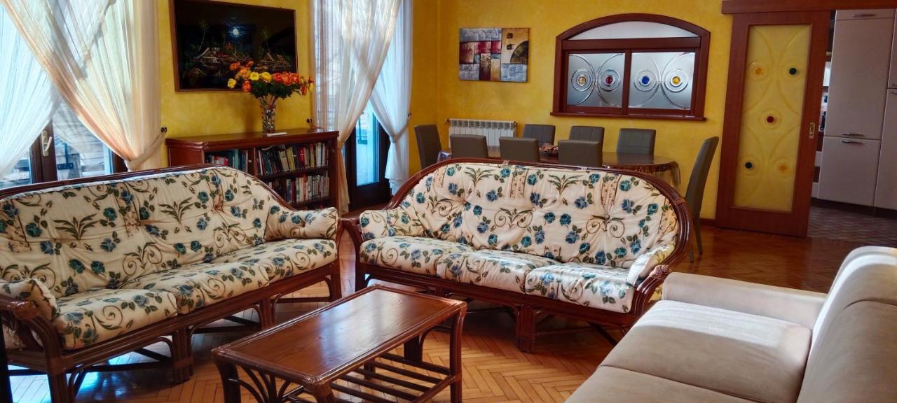 Luxe Apartment Near Milano, Rho Fiera E Mxp Busto Arsizio Ngoại thất bức ảnh