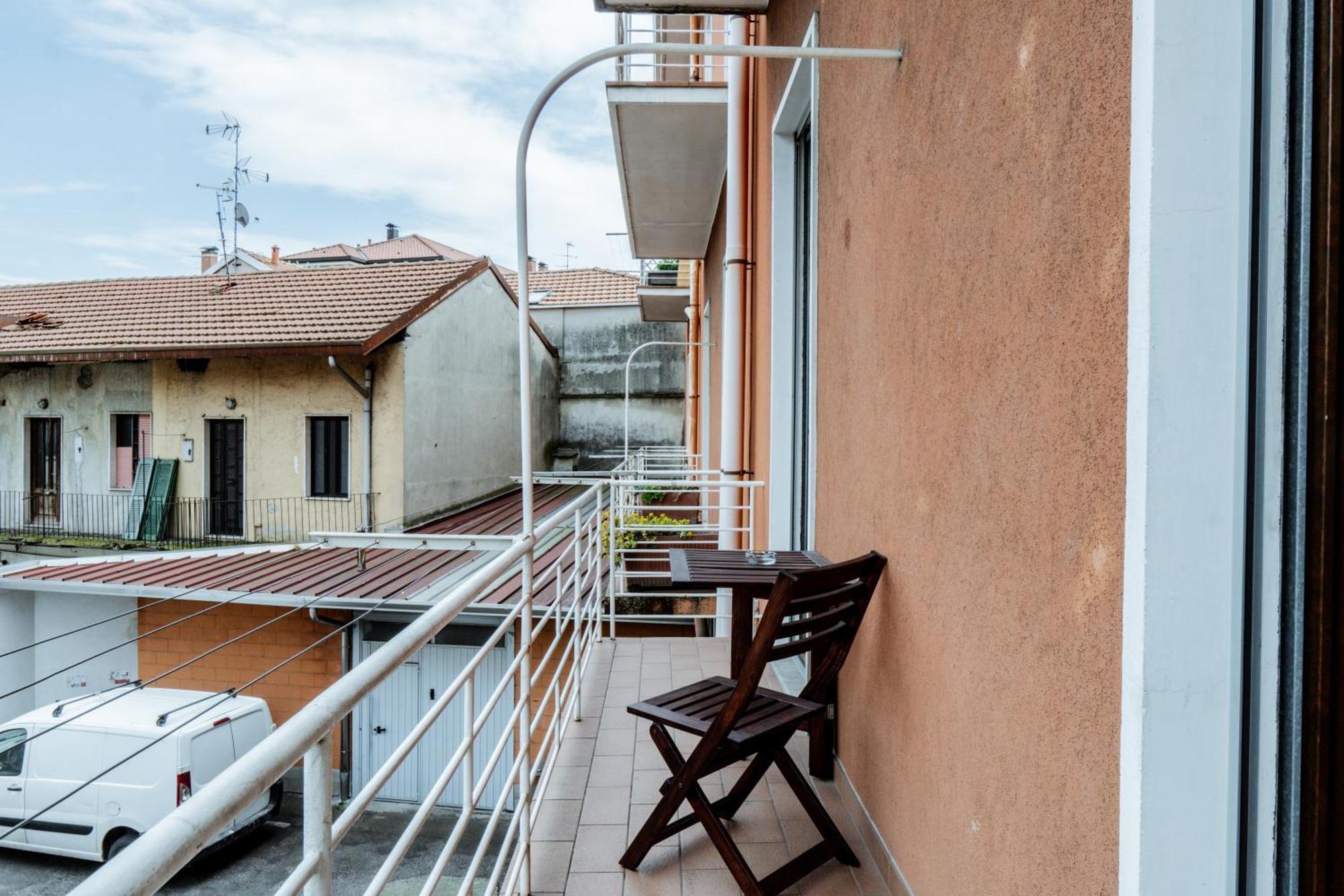 Luxe Apartment Near Milano, Rho Fiera E Mxp Busto Arsizio Ngoại thất bức ảnh