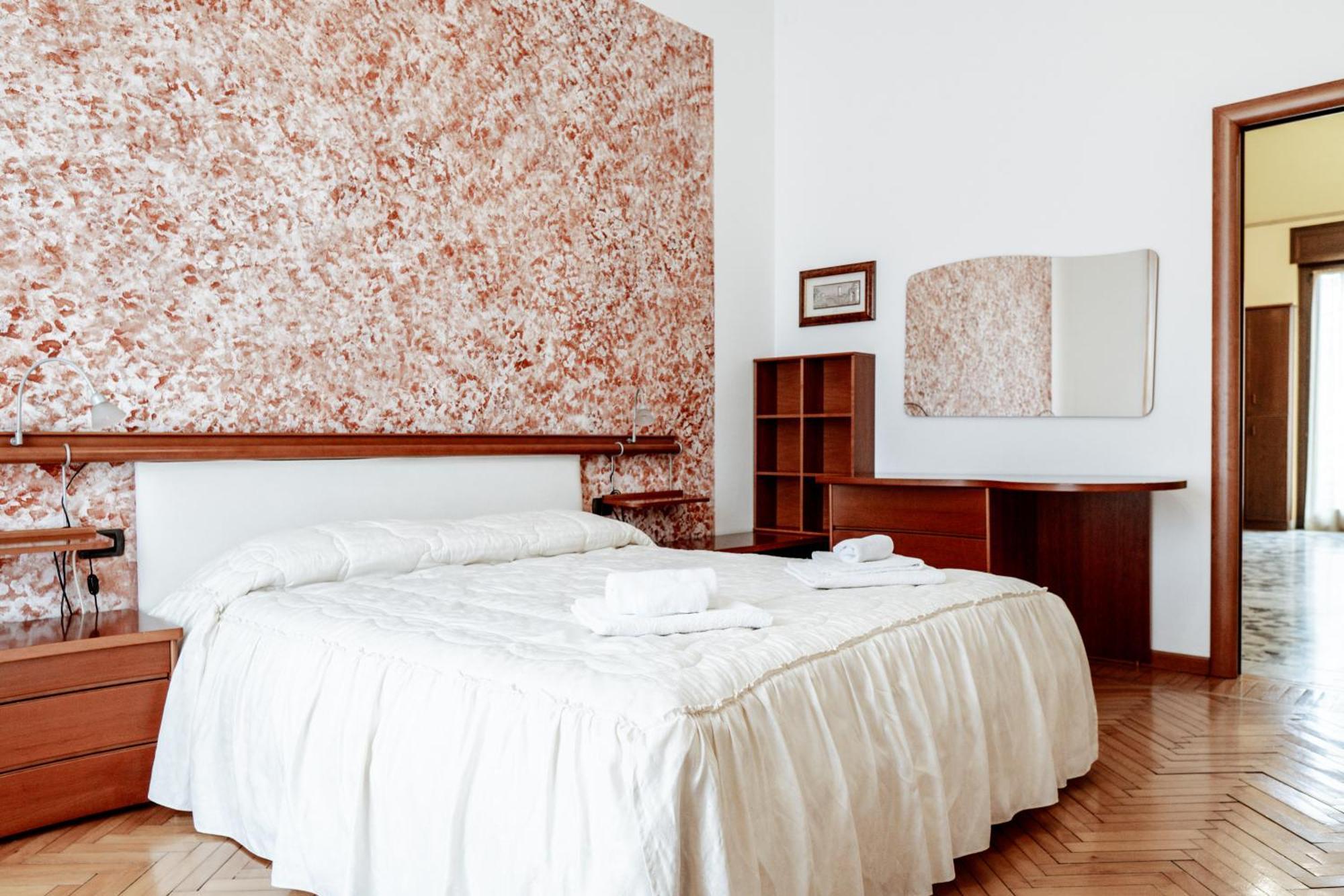 Luxe Apartment Near Milano, Rho Fiera E Mxp Busto Arsizio Ngoại thất bức ảnh