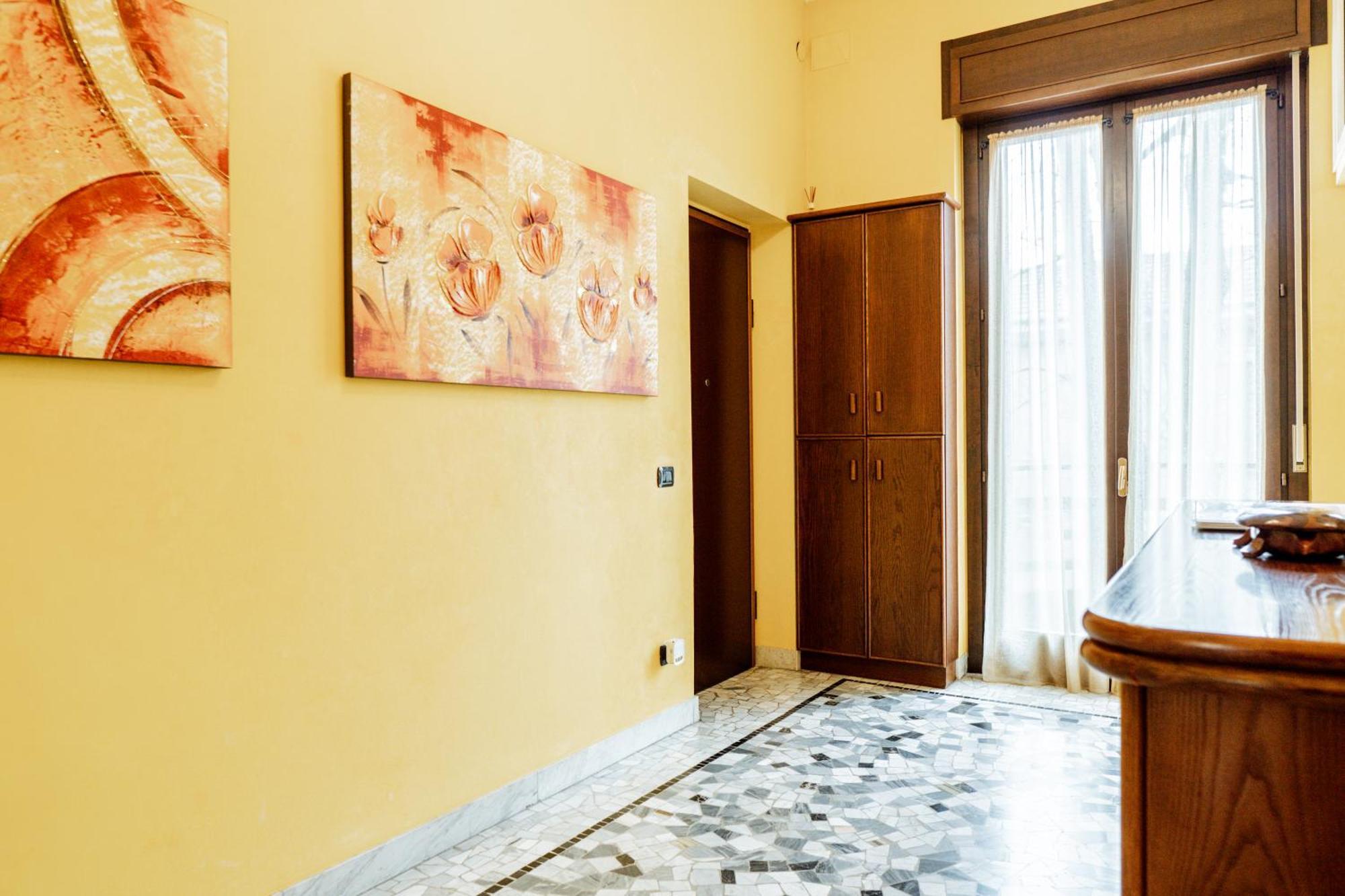 Luxe Apartment Near Milano, Rho Fiera E Mxp Busto Arsizio Ngoại thất bức ảnh
